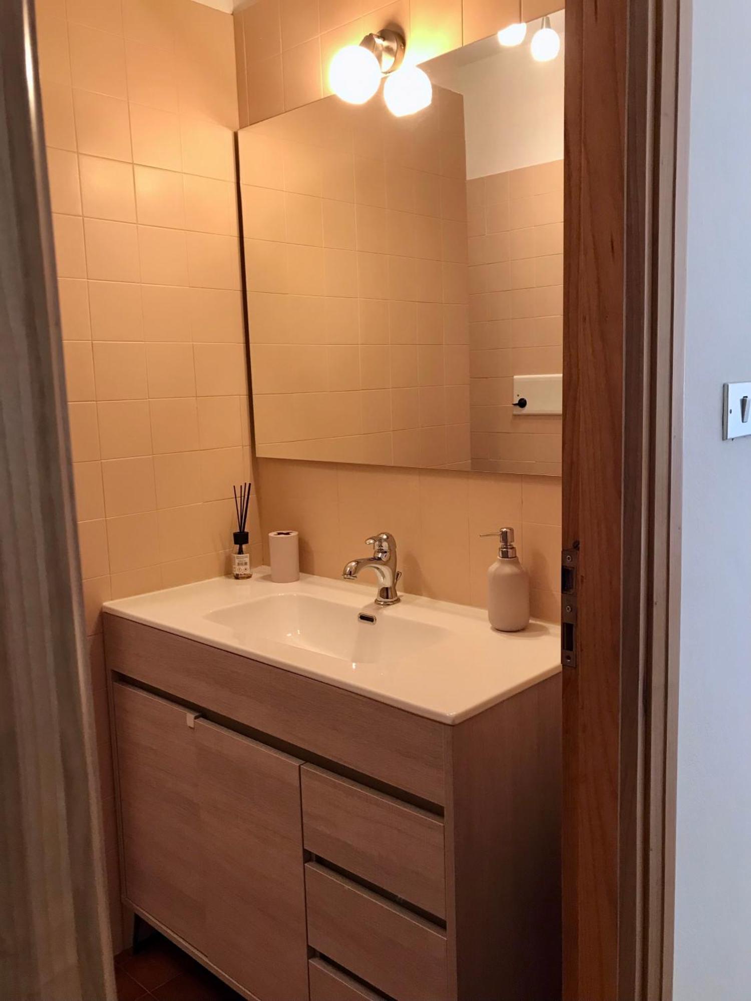 Monolocale A Torre Pellice Apartment Bagian luar foto